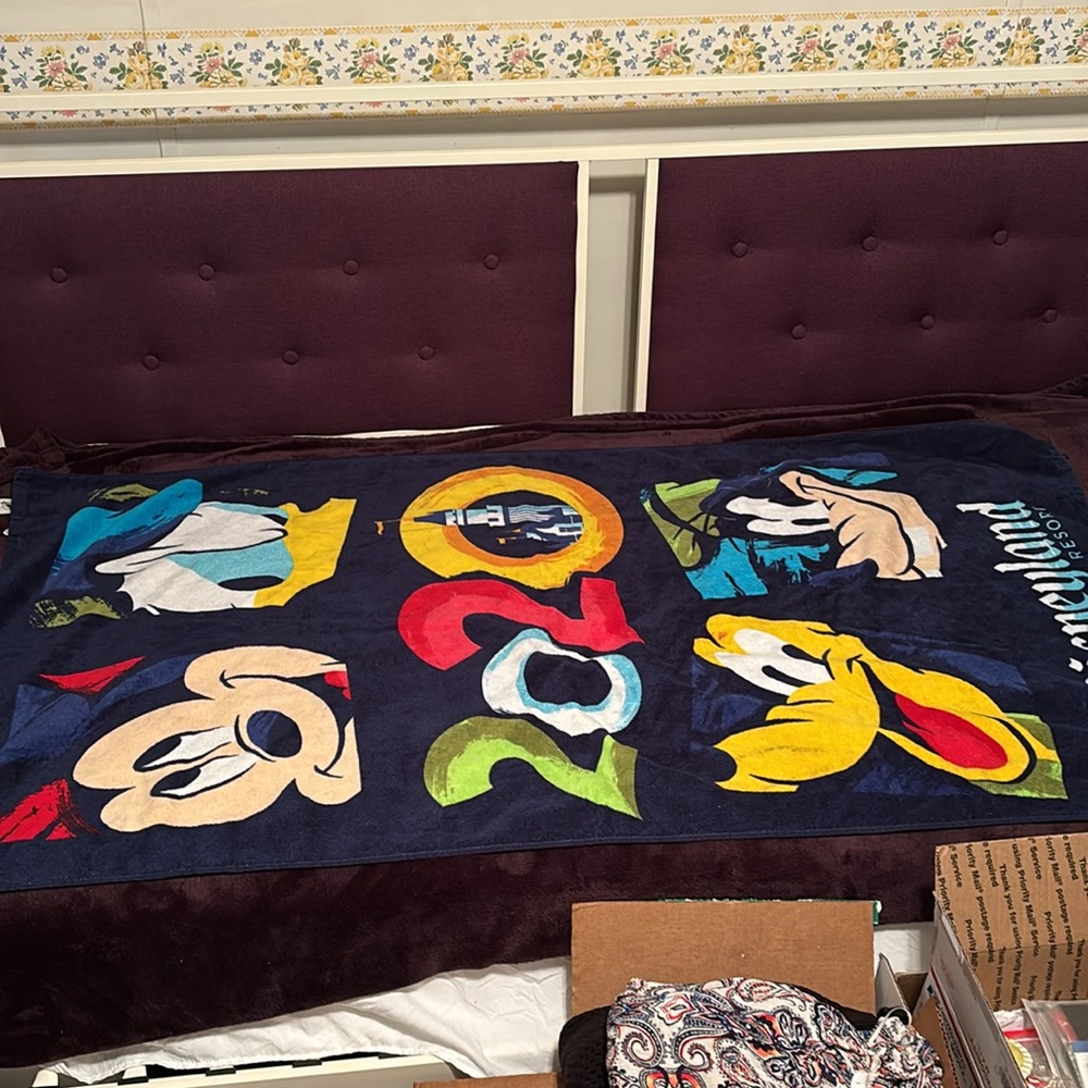 Loungfly Disney Minnie Loves Mickey Bundle - Picture 8 of 8